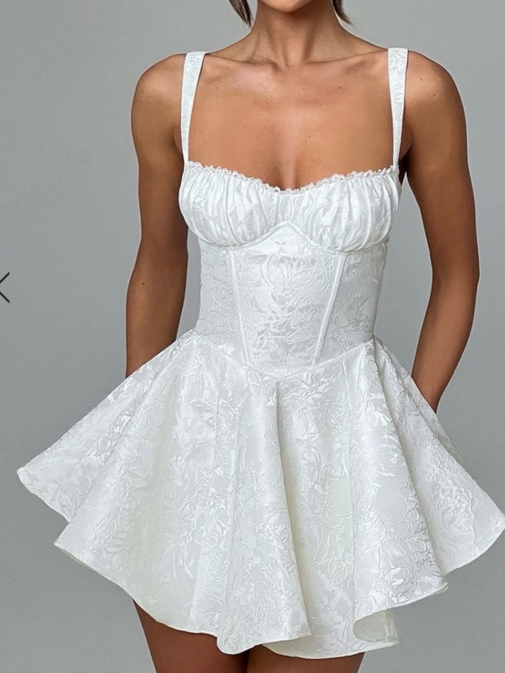 Elegant White Bustier Fit-and-Flare romper dress
